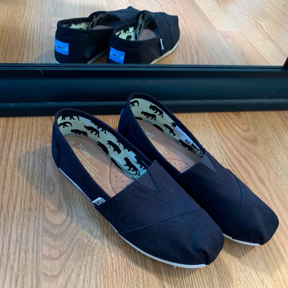 NWOT Women’s Black Alpargatas